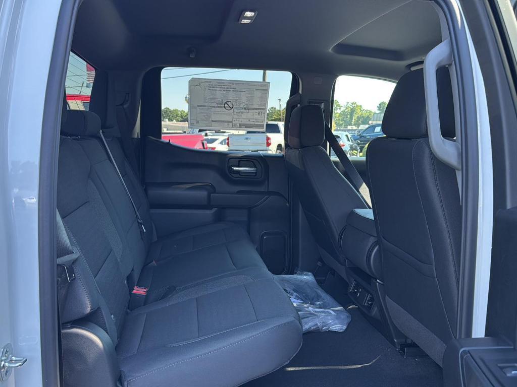 new 2026 Chevrolet Silverado 1500 car, priced at $44,450