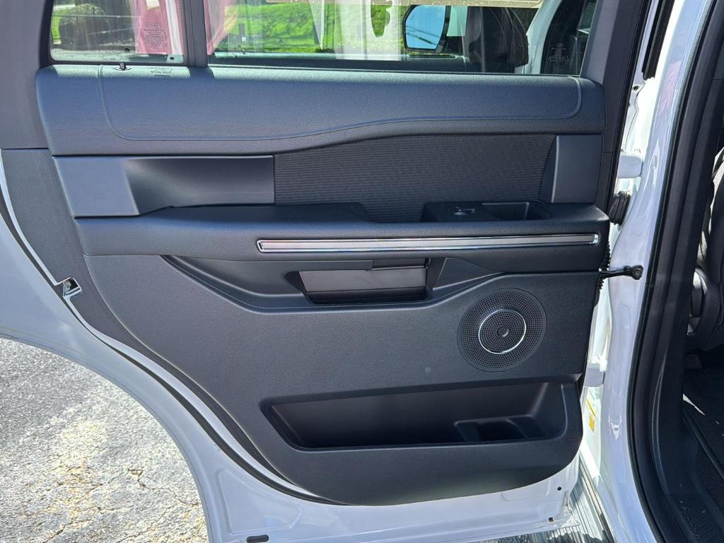 used 2021 Ford Expedition car, priced at $35,664