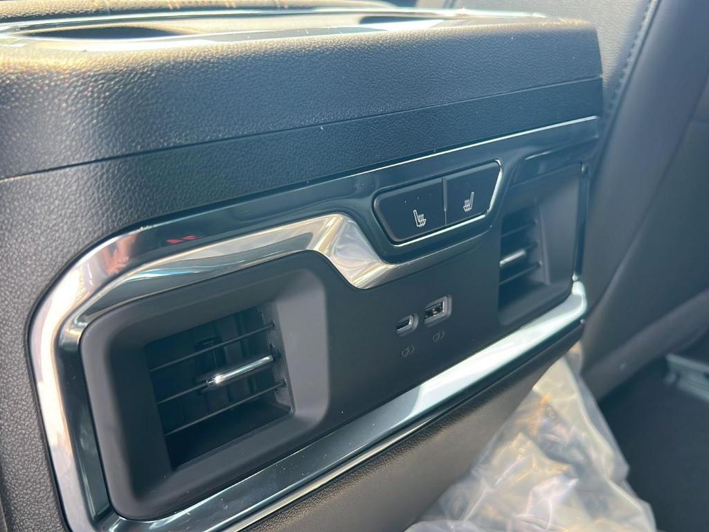 new 2025 Chevrolet Silverado 1500 car, priced at $73,905