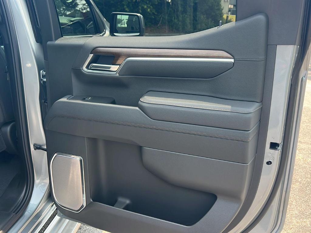 new 2025 Chevrolet Silverado 1500 car, priced at $73,905