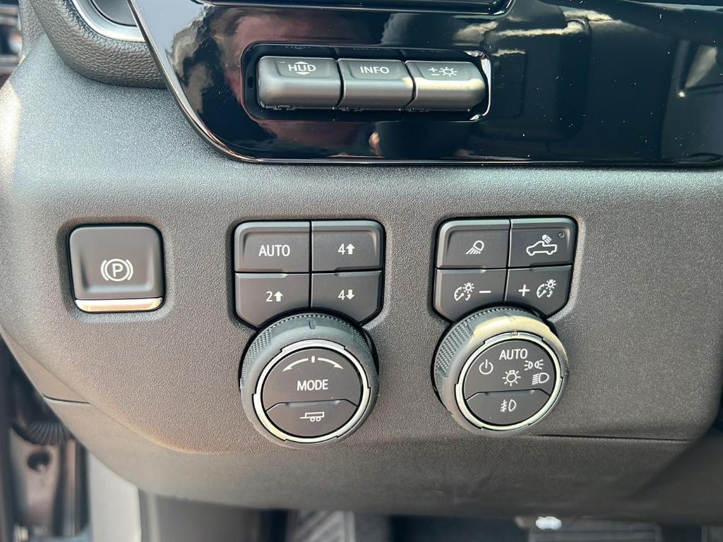 new 2025 Chevrolet Silverado 1500 car, priced at $73,905