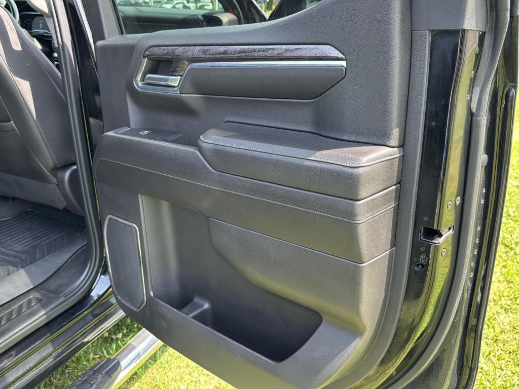 used 2023 Chevrolet Silverado 1500 car, priced at $42,999
