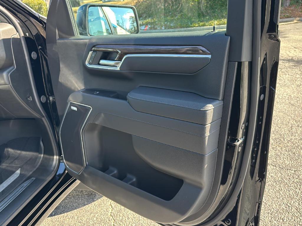 new 2025 Chevrolet Silverado 1500 car, priced at $59,440