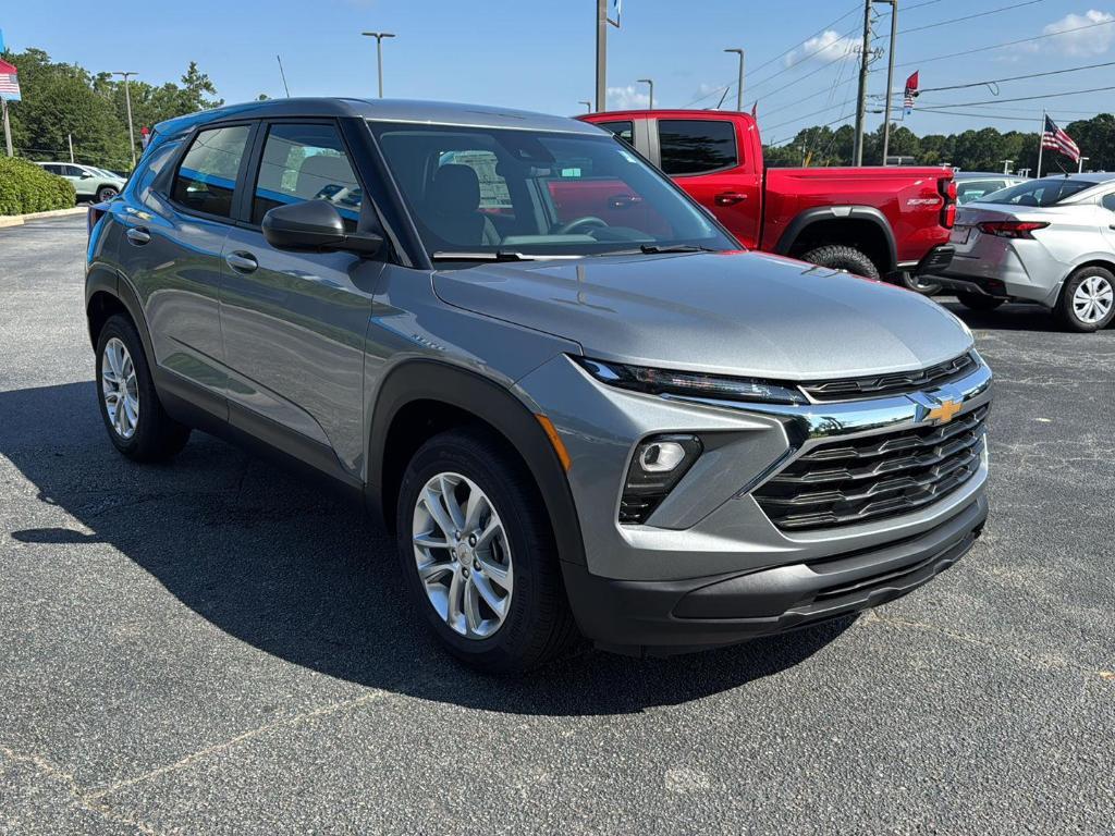 new 2026 Chevrolet TrailBlazer car, priced at $25,025