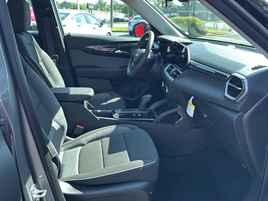 new 2026 Chevrolet TrailBlazer car, priced at $25,025