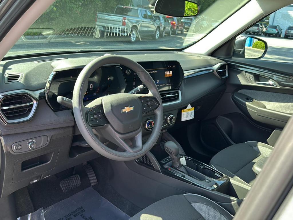 new 2026 Chevrolet TrailBlazer car, priced at $25,025