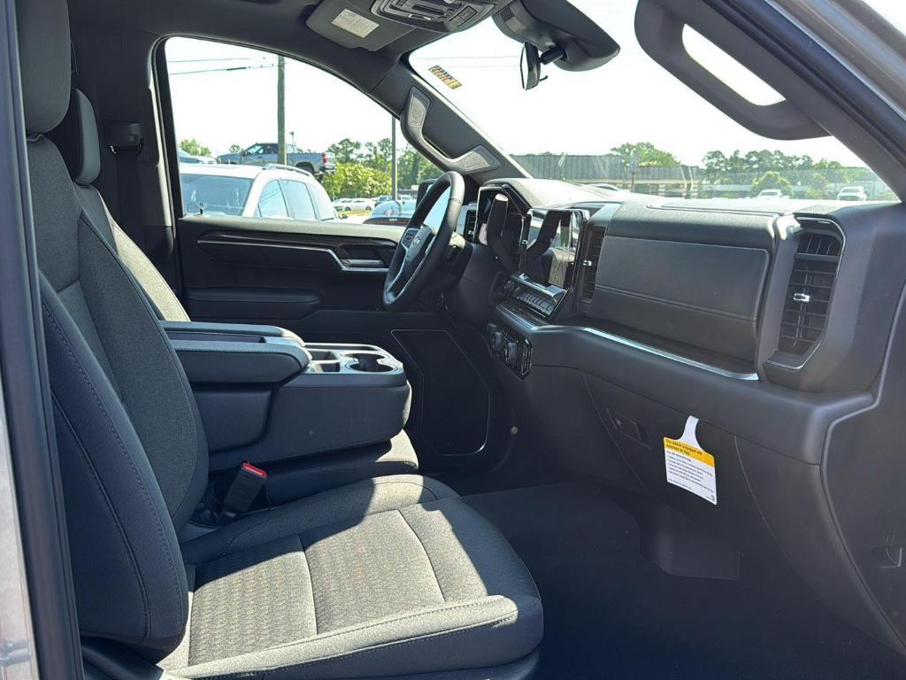 new 2025 Chevrolet Silverado 1500 car, priced at $55,705