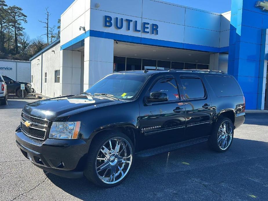 used 2011 Chevrolet Suburban car, priced at $18,999