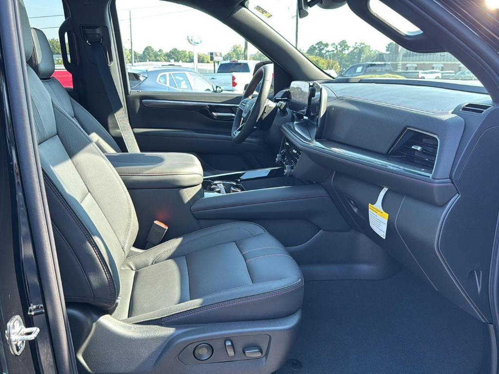 new 2025 Chevrolet Suburban car, priced at $77,690