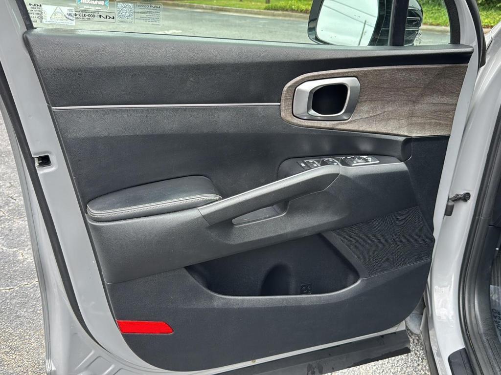 used 2022 Kia Sorento car, priced at $26,699