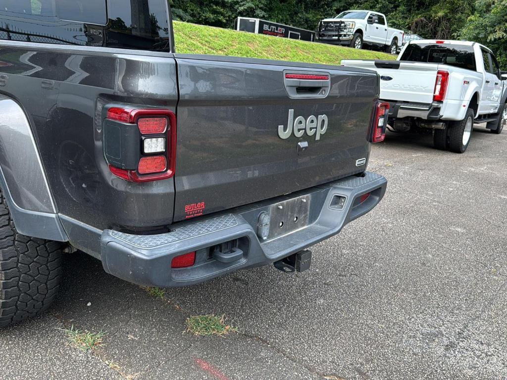 used 2021 Jeep Gladiator car, priced at $31,444