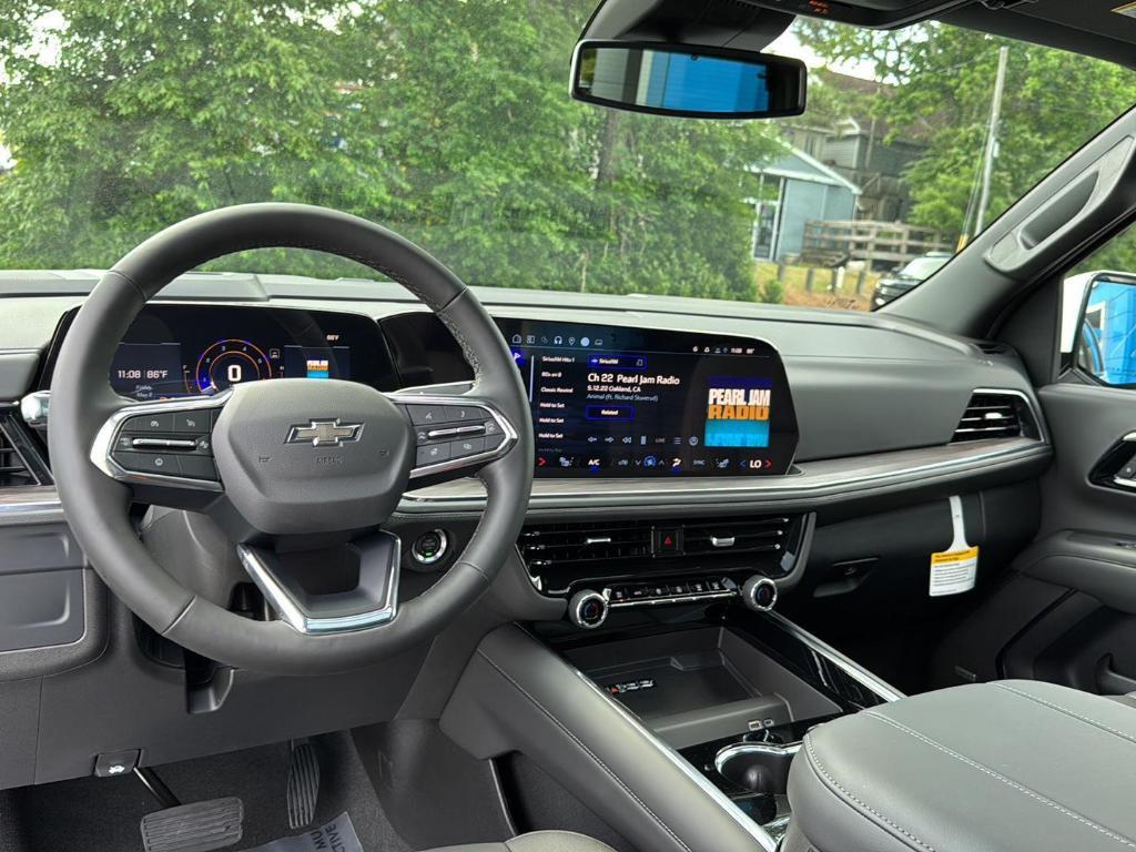 new 2025 Chevrolet Suburban car, priced at $77,320