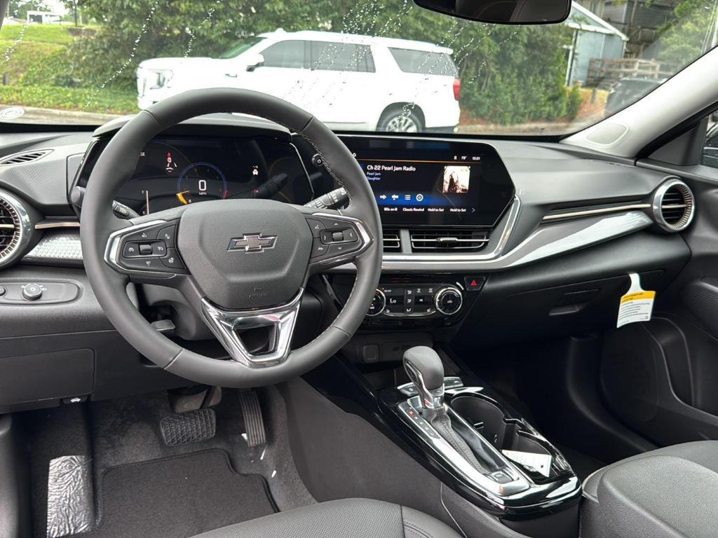 new 2025 Chevrolet Trax car, priced at $25,980