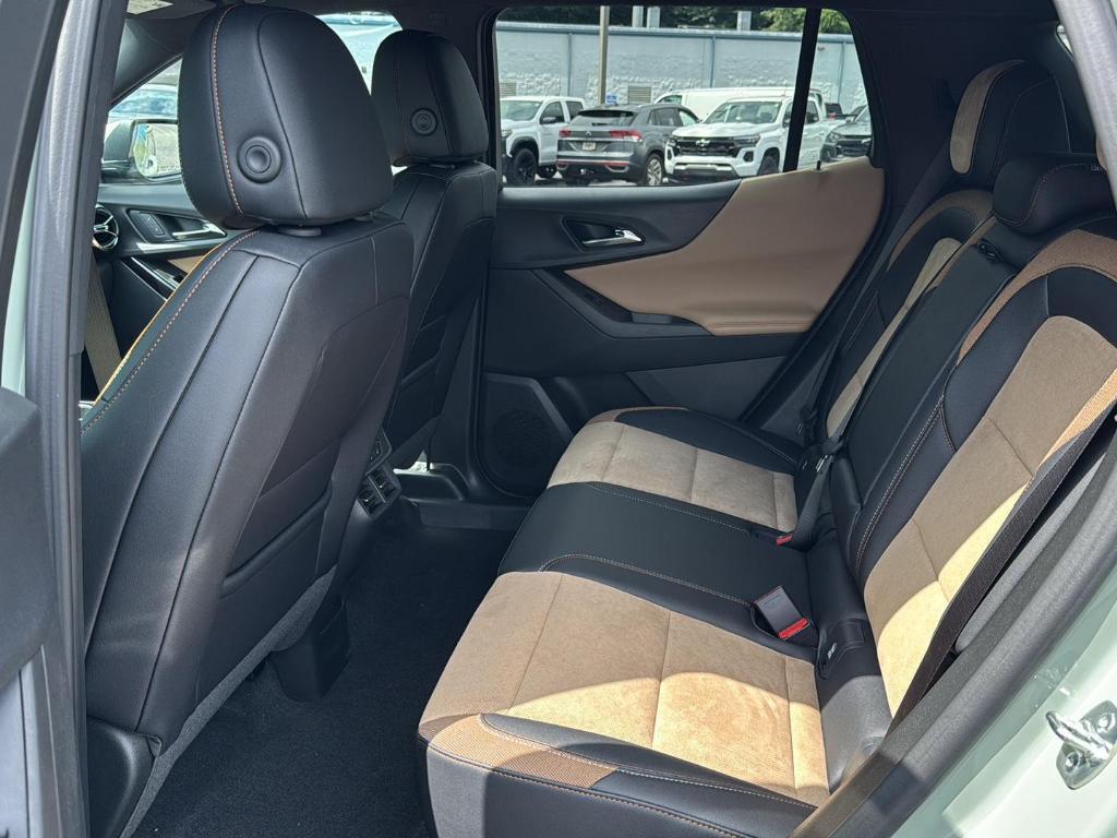 new 2026 Chevrolet Equinox car, priced at $36,330