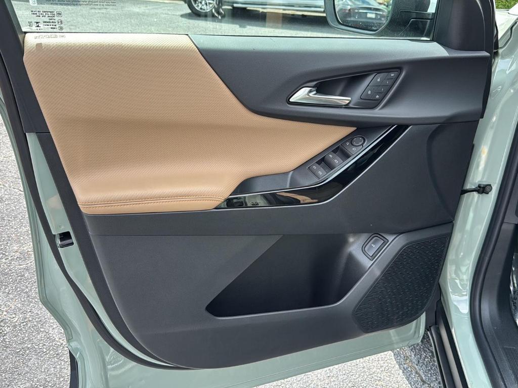 new 2026 Chevrolet Equinox car, priced at $36,330