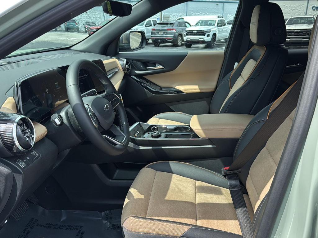 new 2026 Chevrolet Equinox car, priced at $36,330