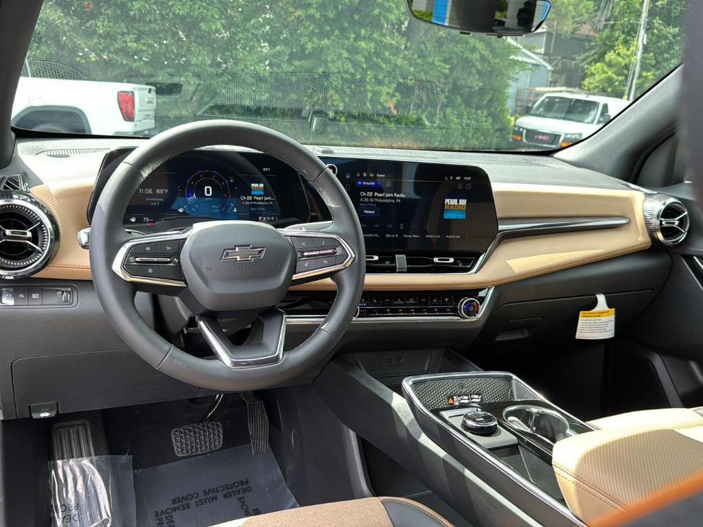new 2026 Chevrolet Equinox car, priced at $36,330