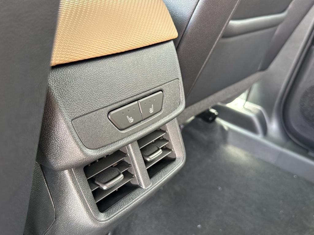 new 2026 Chevrolet Equinox car, priced at $36,330