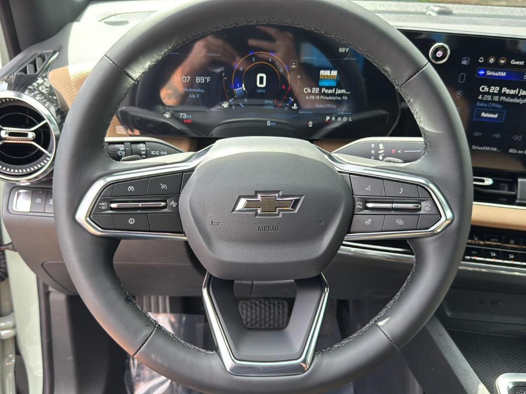 new 2026 Chevrolet Equinox car, priced at $36,330