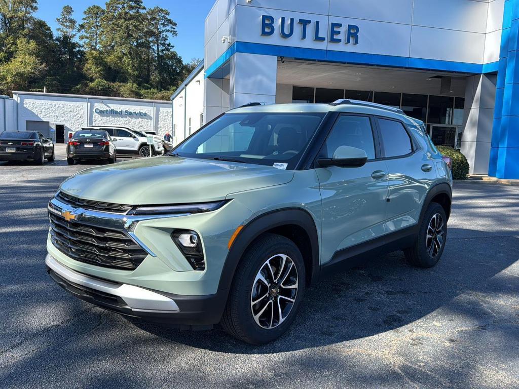 new 2026 Chevrolet TrailBlazer car, priced at $27,220