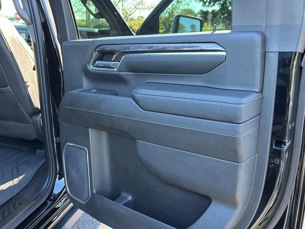 used 2024 Chevrolet Silverado 2500 car, priced at $59,999