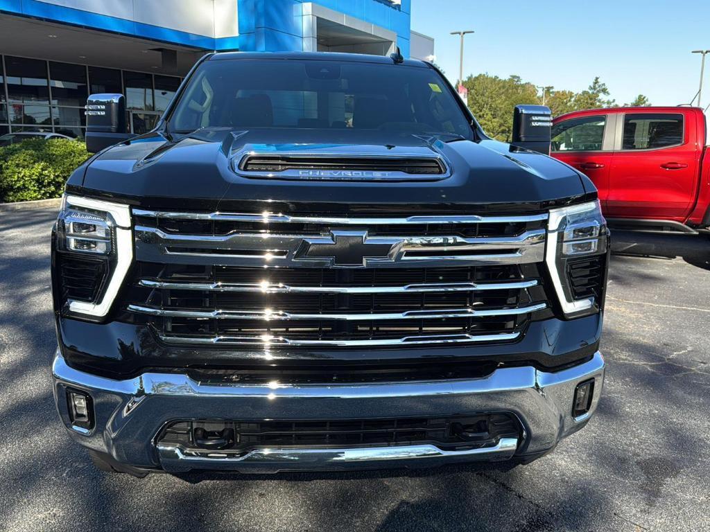 used 2024 Chevrolet Silverado 2500 car, priced at $59,999