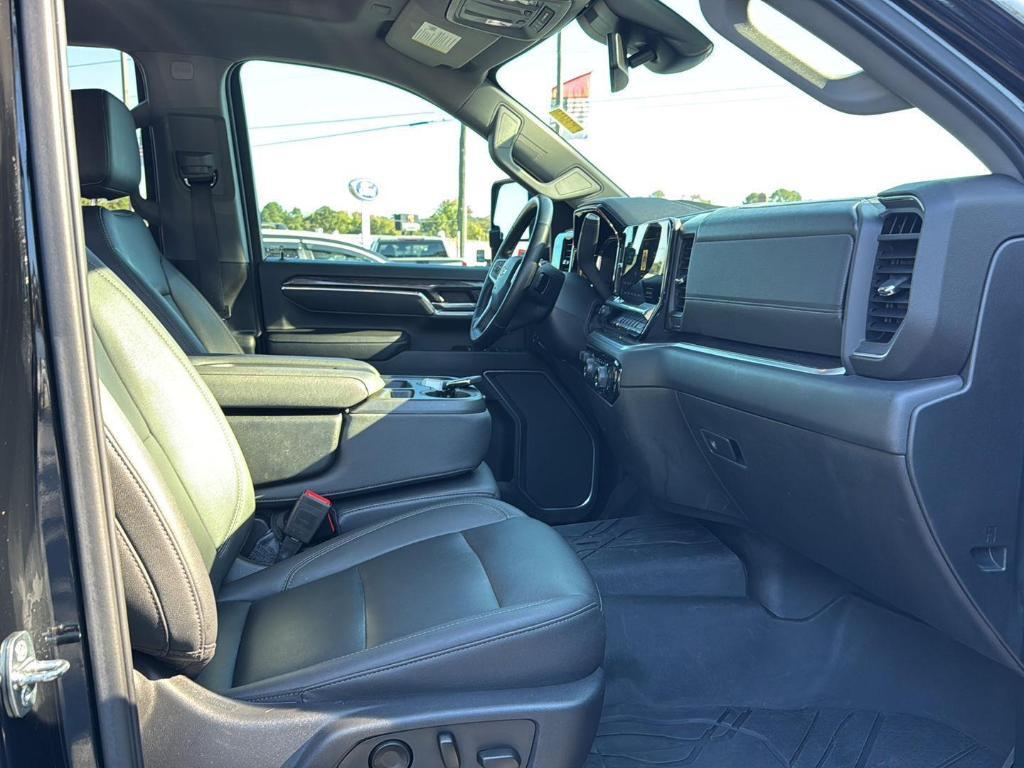 used 2024 Chevrolet Silverado 2500 car, priced at $59,999