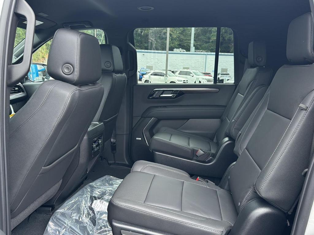 new 2026 Chevrolet Suburban car, priced at $72,680