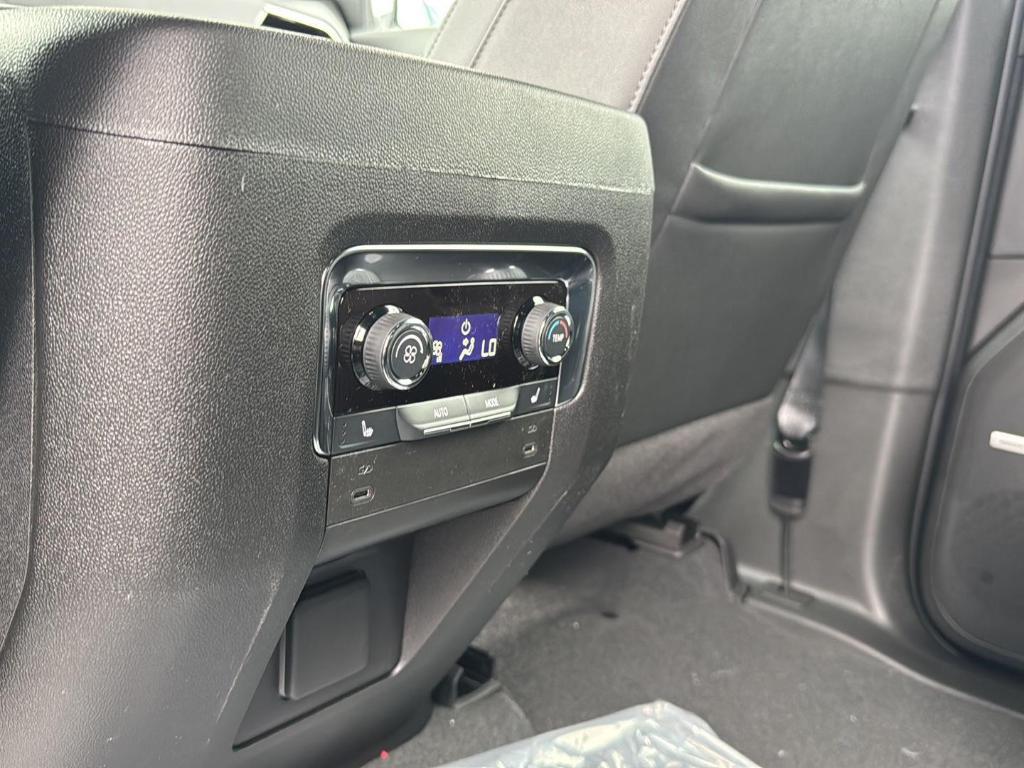 new 2026 Chevrolet Suburban car, priced at $72,680