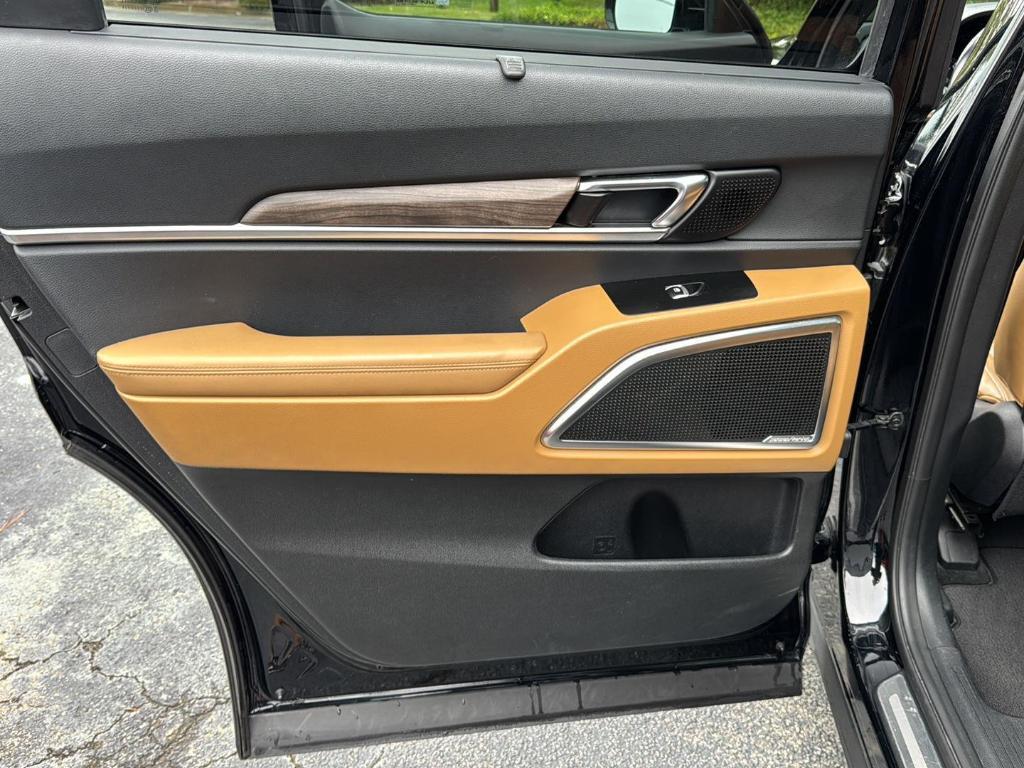used 2022 Kia Telluride car, priced at $29,995