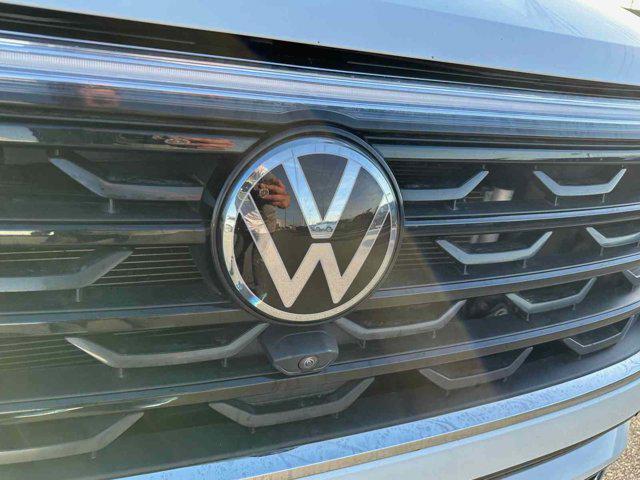 used 2024 Volkswagen Atlas car, priced at $40,870