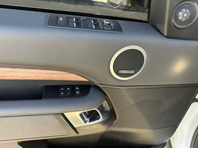 used 2018 Land Rover Discovery car, priced at $24,630