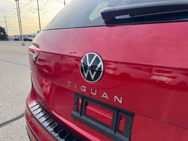 new 2024 Volkswagen Tiguan car, priced at $37,004