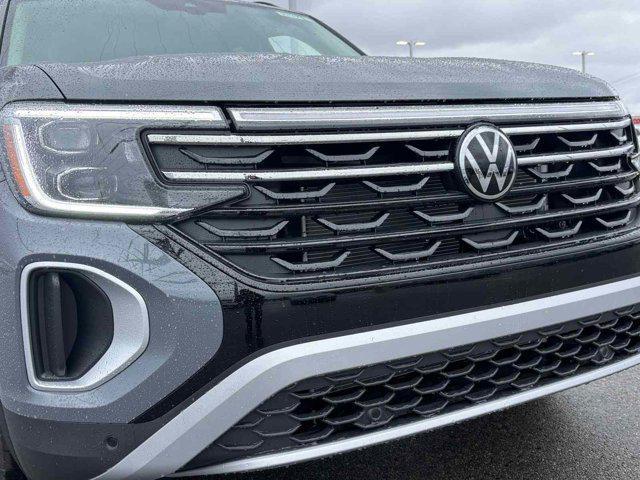 new 2025 Volkswagen Atlas car, priced at $48,072