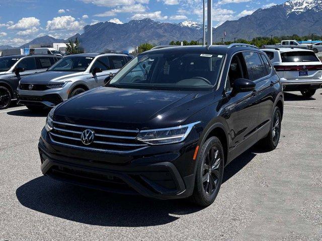 new 2024 Volkswagen Tiguan car, priced at $34,386