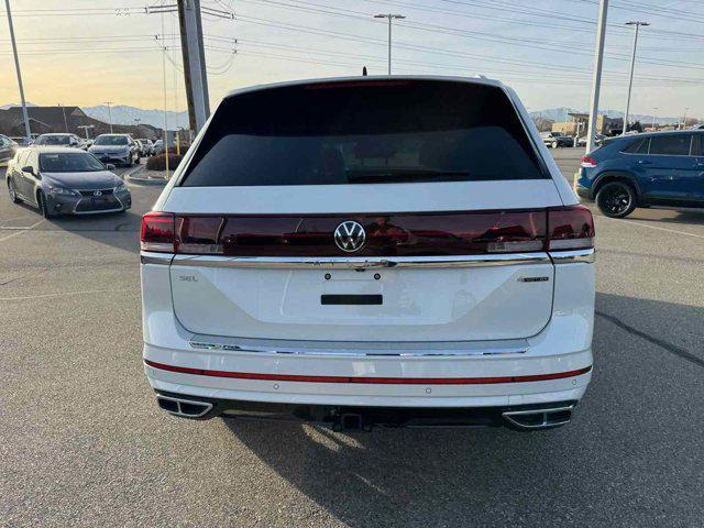 new 2025 Volkswagen Atlas car, priced at $54,714