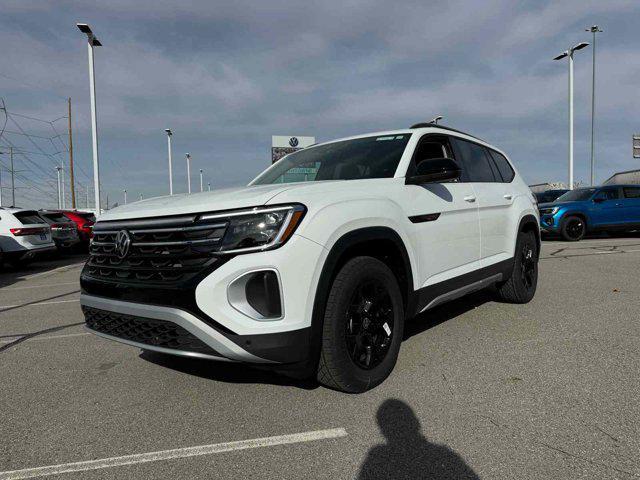 new 2025 Volkswagen Atlas car, priced at $47,445