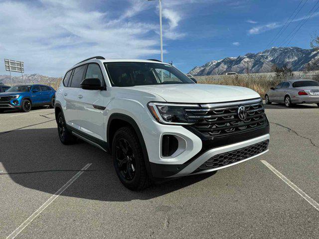 new 2025 Volkswagen Atlas car, priced at $47,445