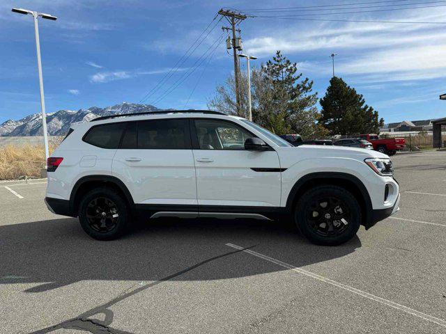 new 2025 Volkswagen Atlas car, priced at $47,445