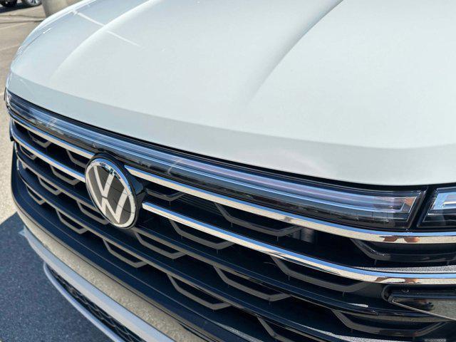 new 2024 Volkswagen Atlas car, priced at $46,314