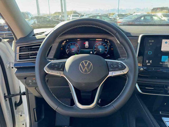 new 2025 Volkswagen Atlas car, priced at $50,328