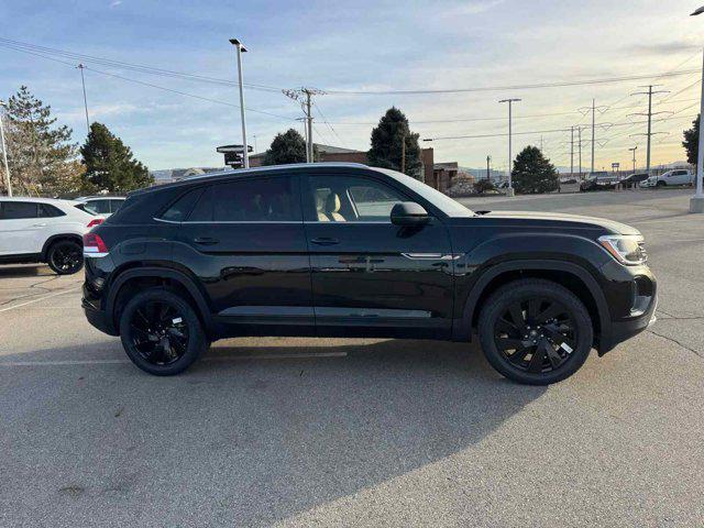 new 2025 Volkswagen Atlas Cross Sport car, priced at $45,680