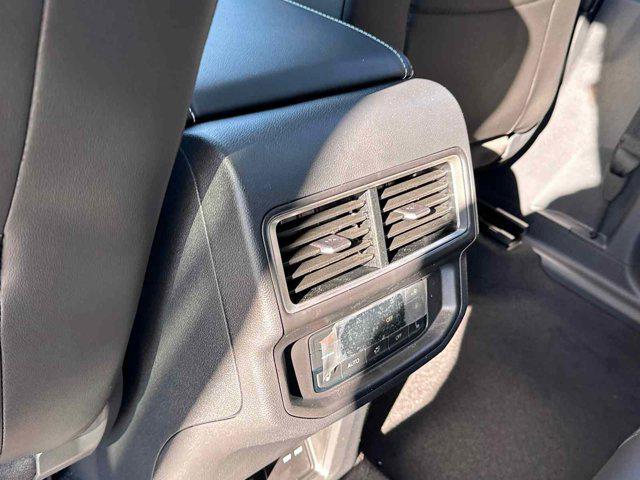 new 2025 Volkswagen Atlas car, priced at $54,132