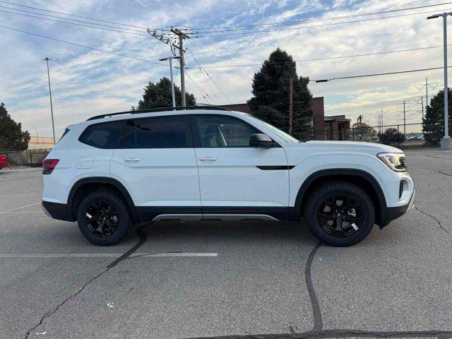 new 2025 Volkswagen Atlas car, priced at $47,618