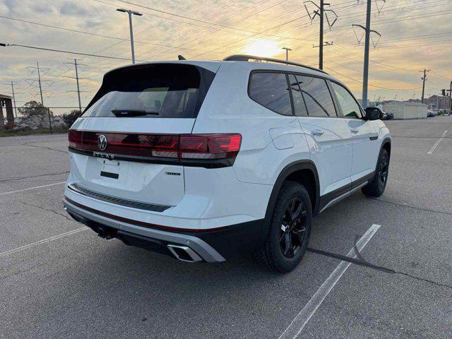 new 2025 Volkswagen Atlas car, priced at $47,618