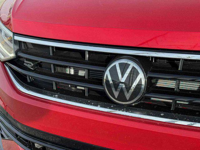 new 2024 Volkswagen Tiguan car, priced at $37,004