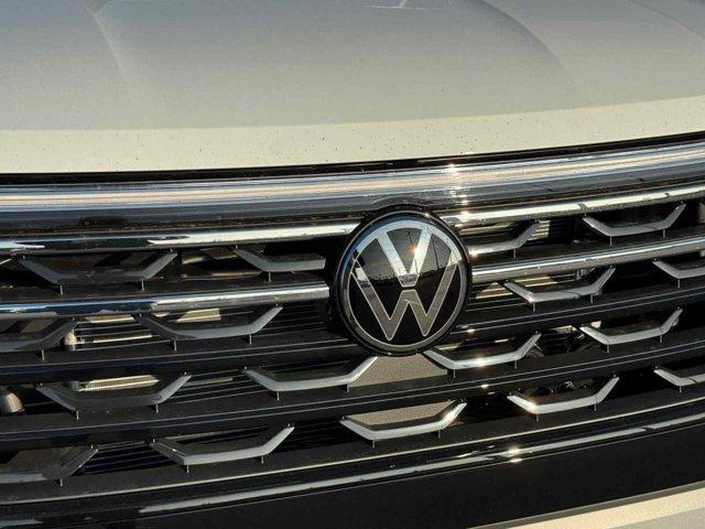 new 2025 Volkswagen Atlas car, priced at $48,043