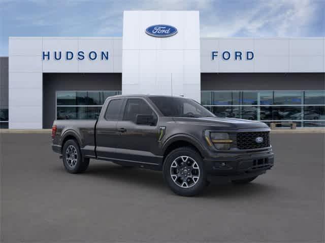 new 2024 Ford F-150 car, priced at $46,914