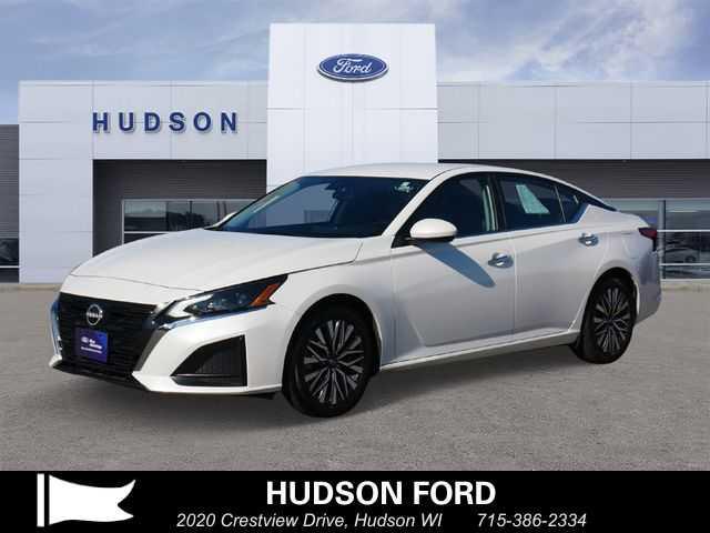 used 2023 Nissan Altima car, priced at $21,497