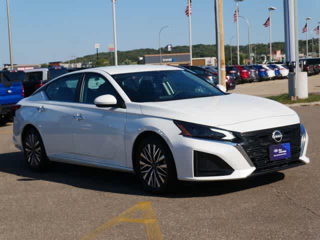 used 2023 Nissan Altima car, priced at $21,497